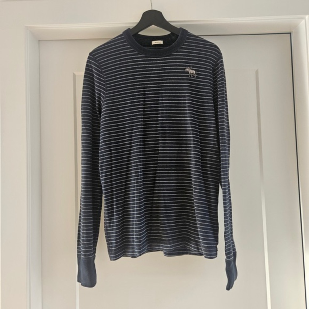 Abercrombie & Fitch Navy and White Striped Long-Sleeve Crew